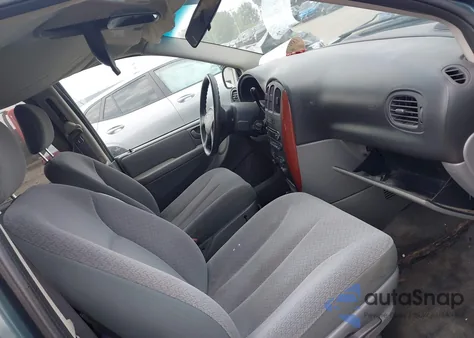 2006 Chrysler Town & Country z USA, uszkodzony, nr VIN 1A4GP45R46B626800